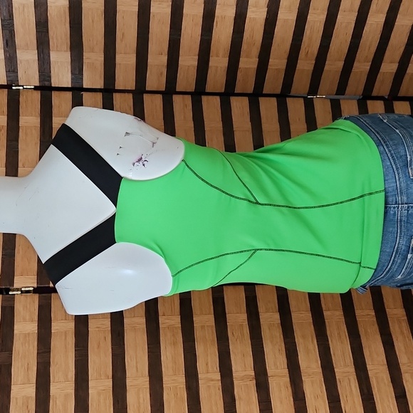 Avia shelf bra removeable cups - Picture 4 of 8